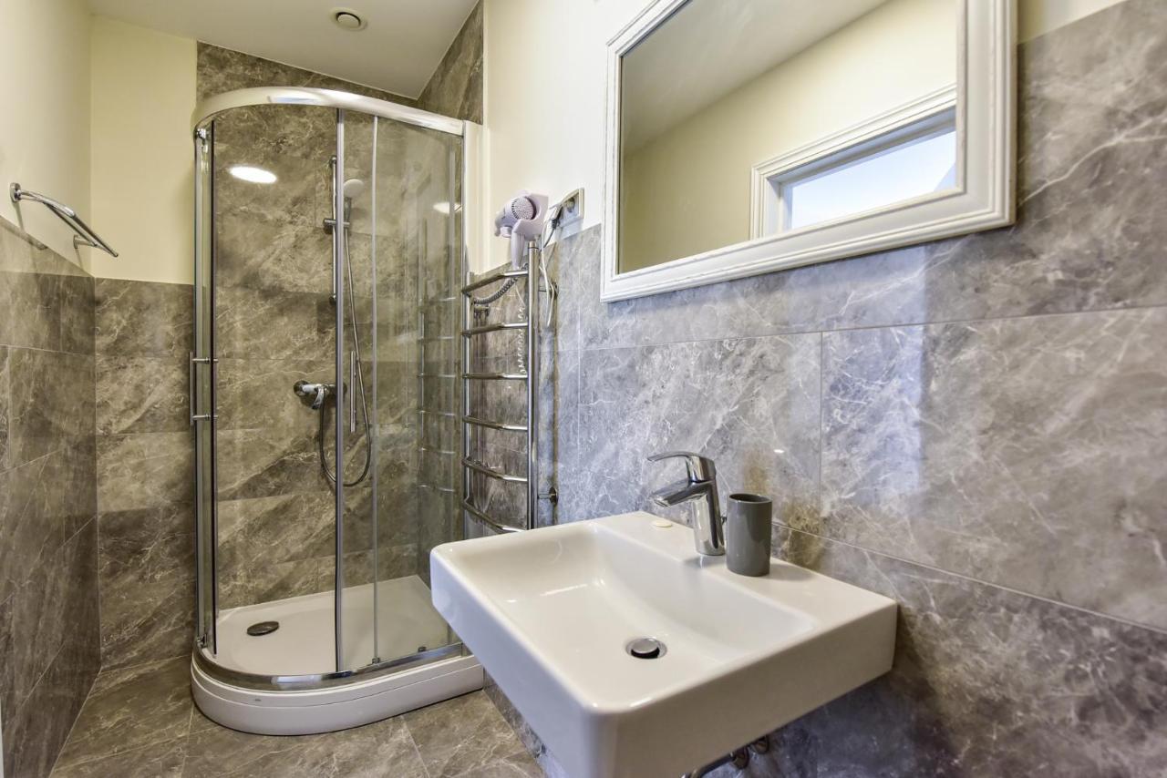 Auroradream Hotel Motiejiskes Bagian luar foto