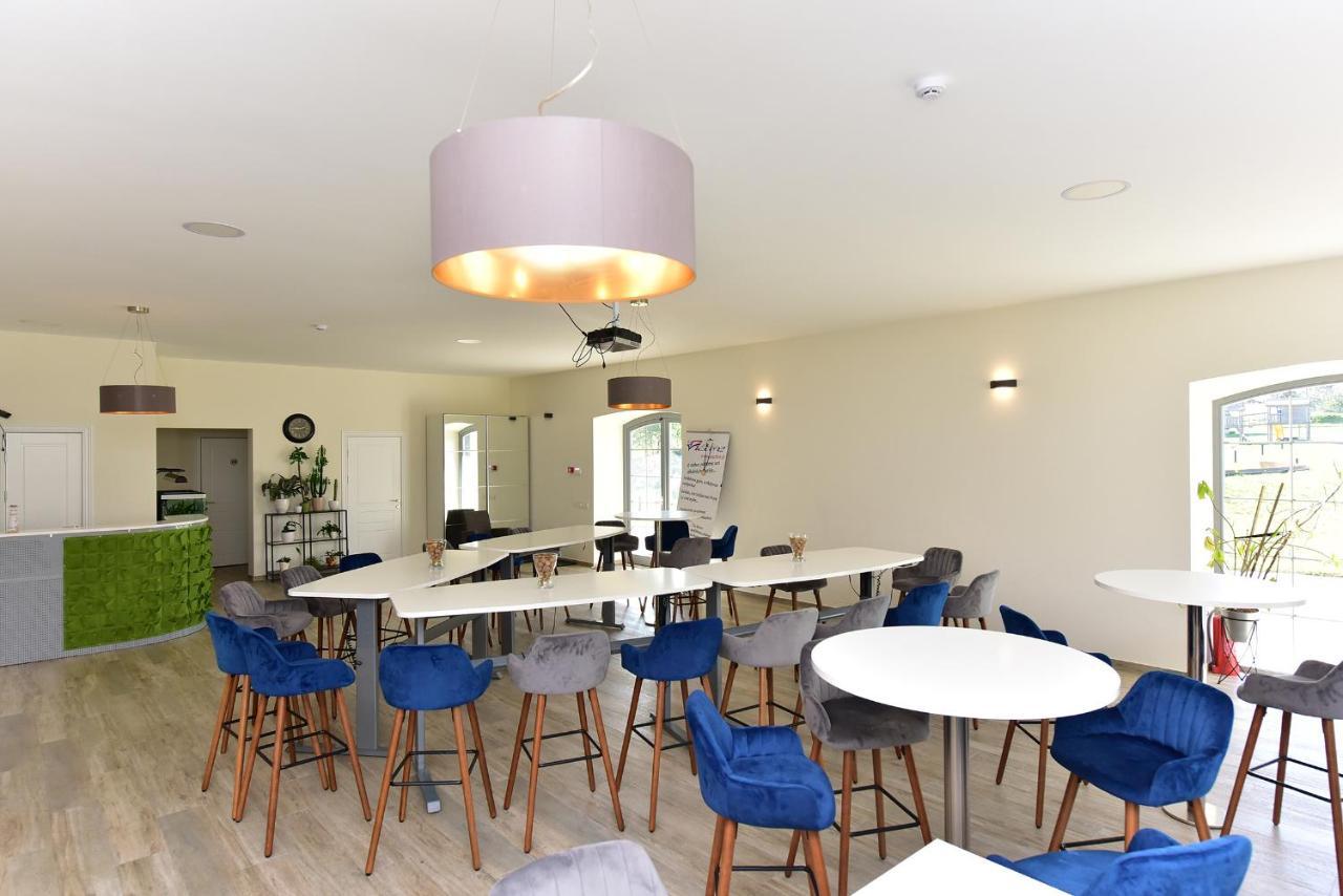 Auroradream Hotel Motiejiskes Bagian luar foto